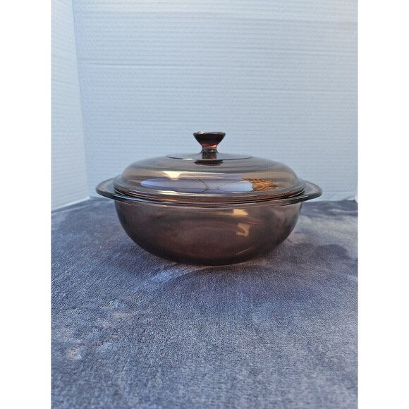 Vintage Pyrex Amber Brown Glass Round 1.5 L Casserole Baking Dish With Lid - Picture 1 of 6